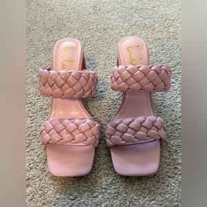 LULUS LOUELLA PURPLE 3INCH BLOCK HEEL SANDLES SIZE 7